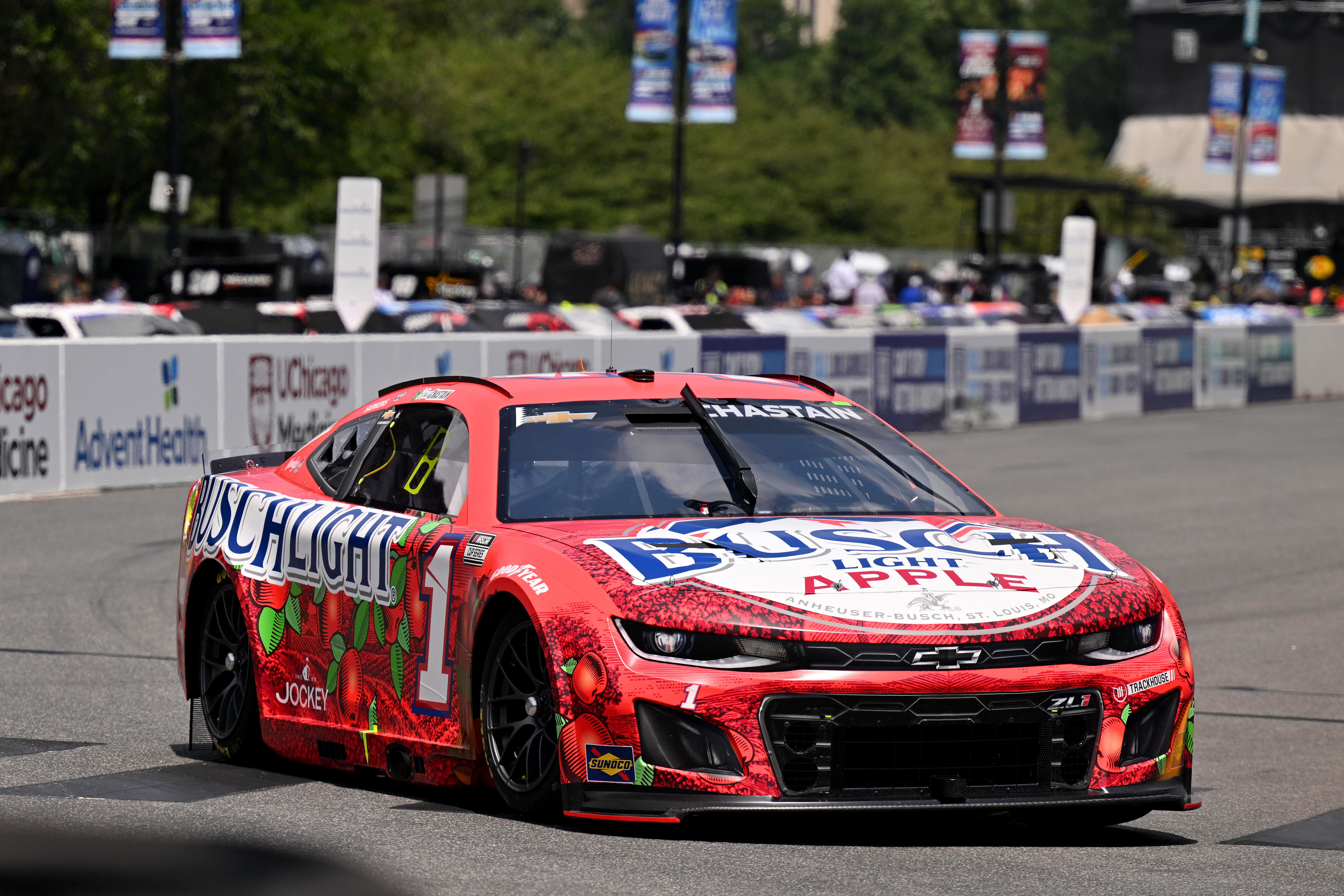 Ross Chastain drives the #1 Chevrolet Camaro for Trackhouse Racing - Source: Imagn